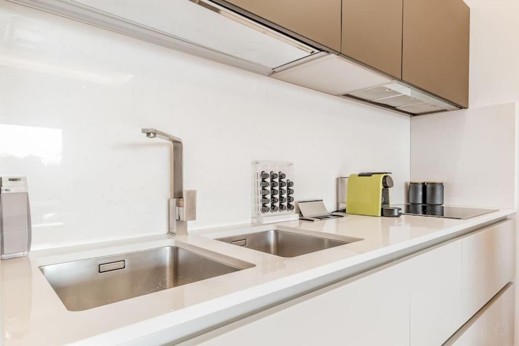 Luxury Apartment Front Of Cavalieri Hilton Hotel Roma Exterior foto