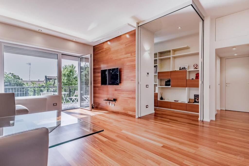 Luxury Apartment Front Of Cavalieri Hilton Hotel Roma Exterior foto