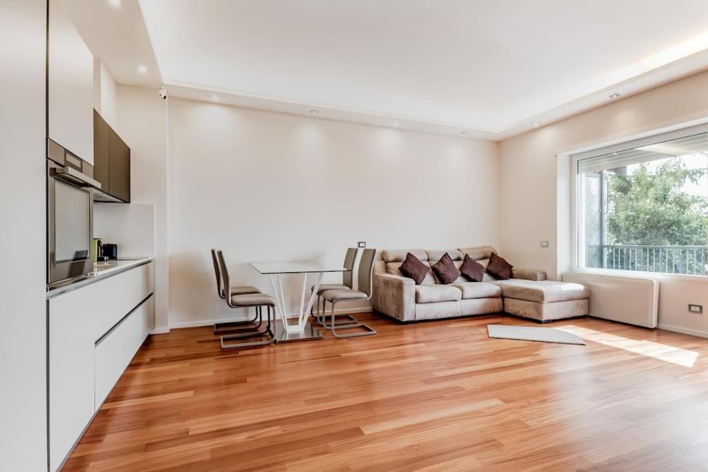 Luxury Apartment Front Of Cavalieri Hilton Hotel Roma Exterior foto