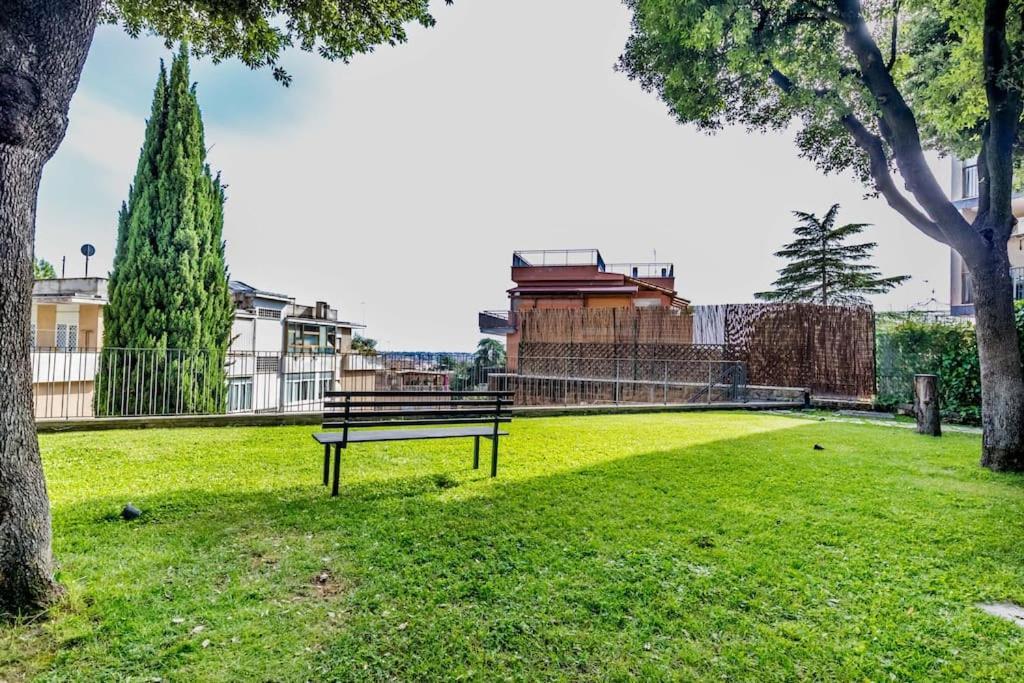 Luxury Apartment Front Of Cavalieri Hilton Hotel Roma Exterior foto
